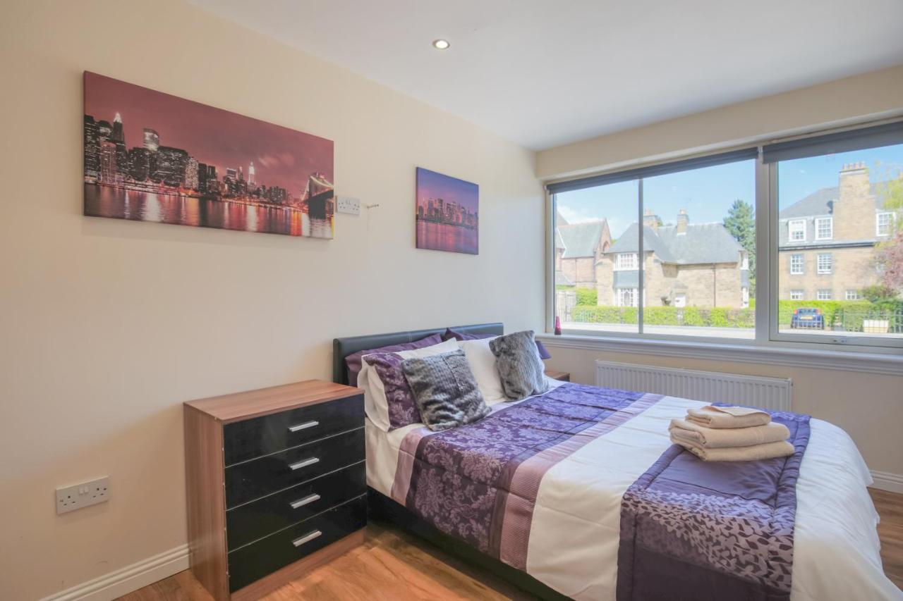 Stylish Modern Newly Built Apartment 15 Min From City Centre Edimburgo Esterno foto