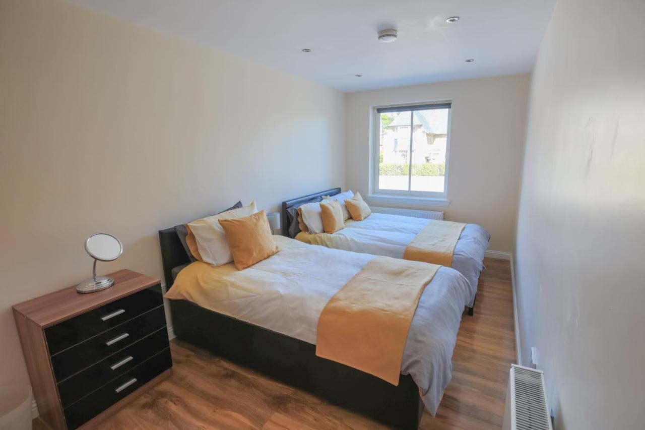 Stylish Modern Newly Built Apartment 15 Min From City Centre Edimburgo Esterno foto
